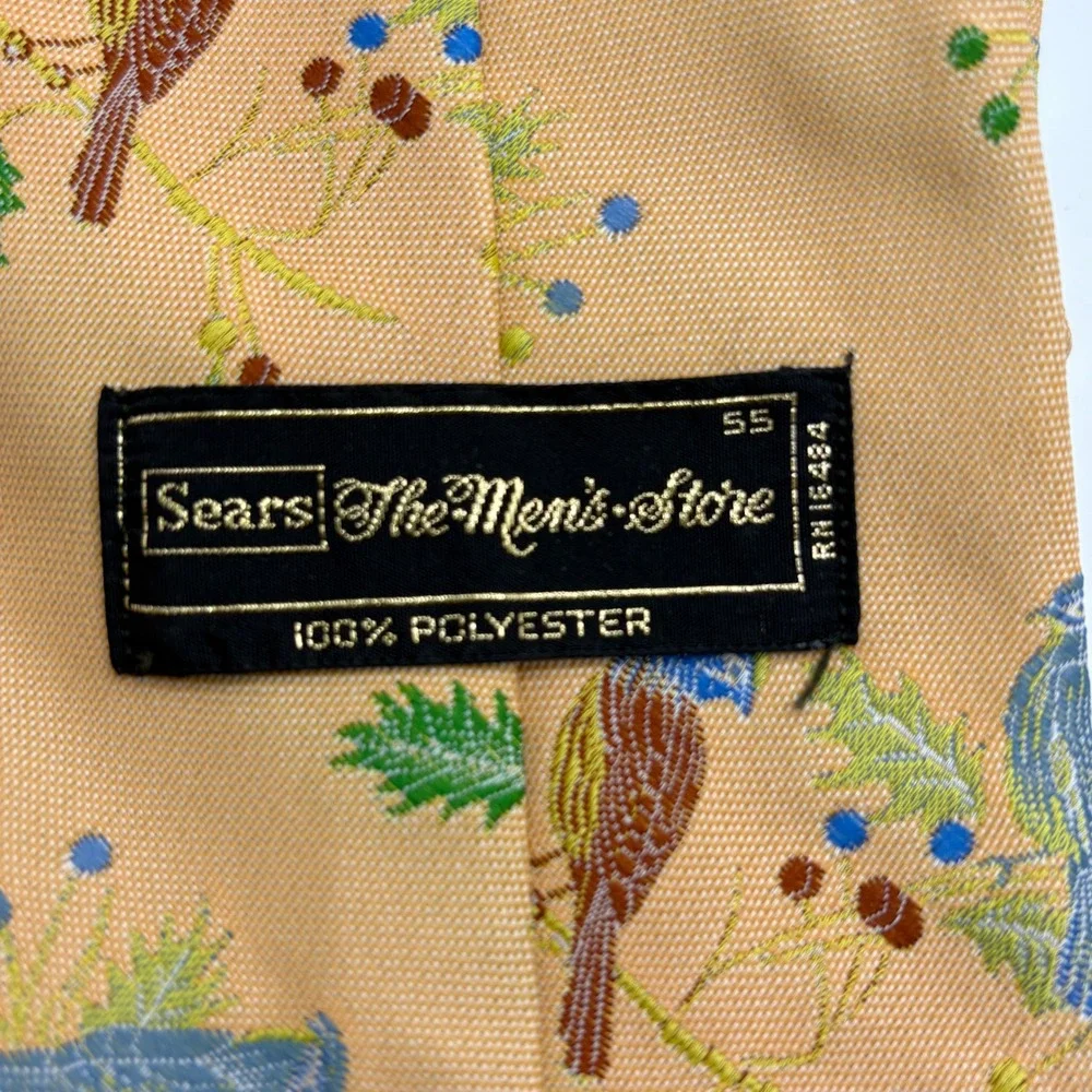 Sears The Mens Store Bird and Holly Pattern Neck Tie 100‎ Percent Polyester
